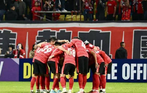 包含风云突变成都蓉城集结日内部沟通，法甲版图或变，引发热议，赛程密集仍需轮换的词条